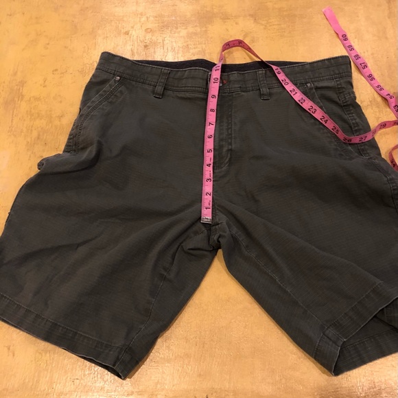 Bundle of 2 Size 34 Shorts 10 inch Inseam - Picture 15 of 16